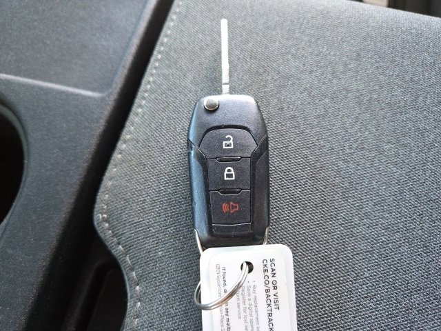 Used 2023 Ford F150 XLT w/ Trailer Tow Package image 11