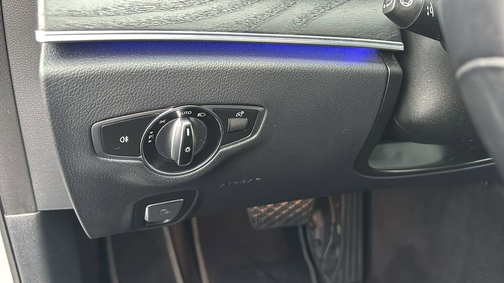 Used 2020 Mercedes-Benz E 350 4MATIC Sedan image 15