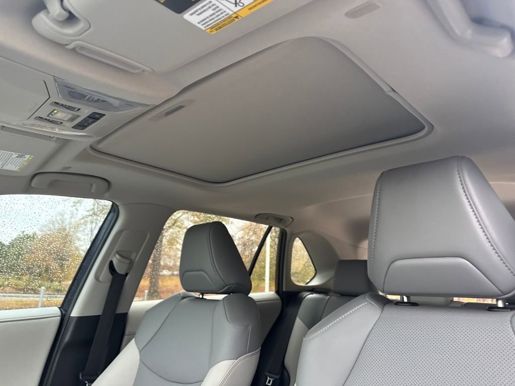 Used 2024 Toyota RAV4 Limited image 25