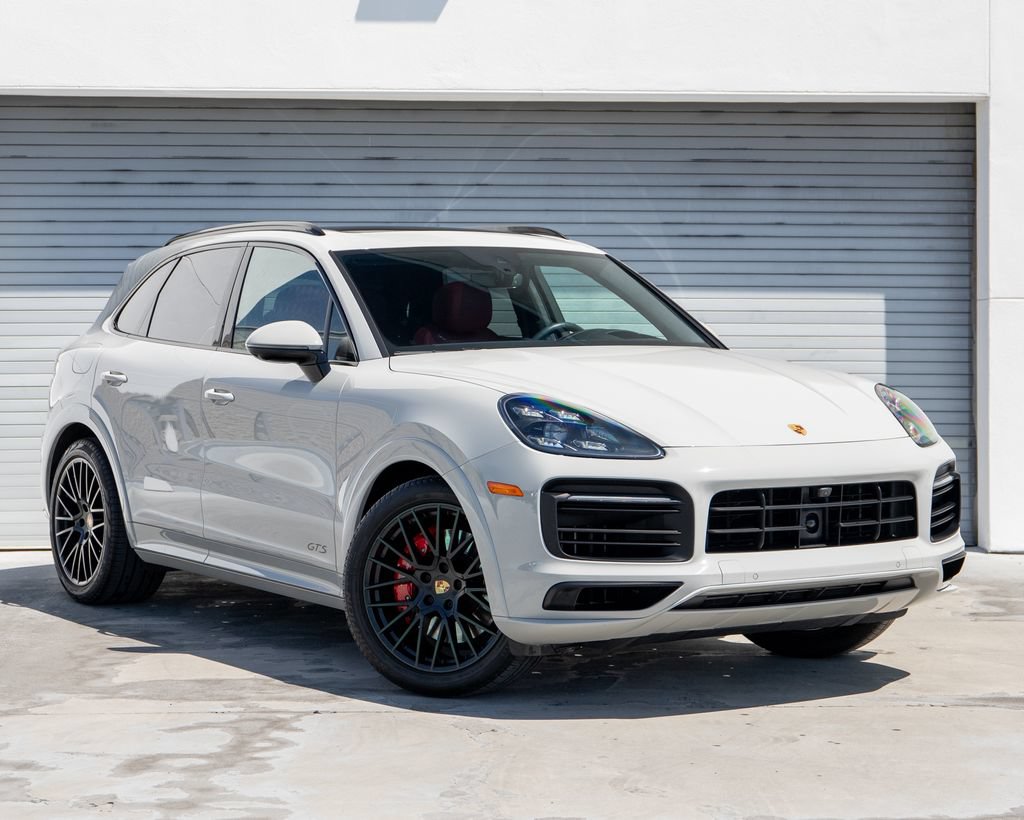 Certified 2023 Porsche Cayenne GTS AWD/4WD image 10