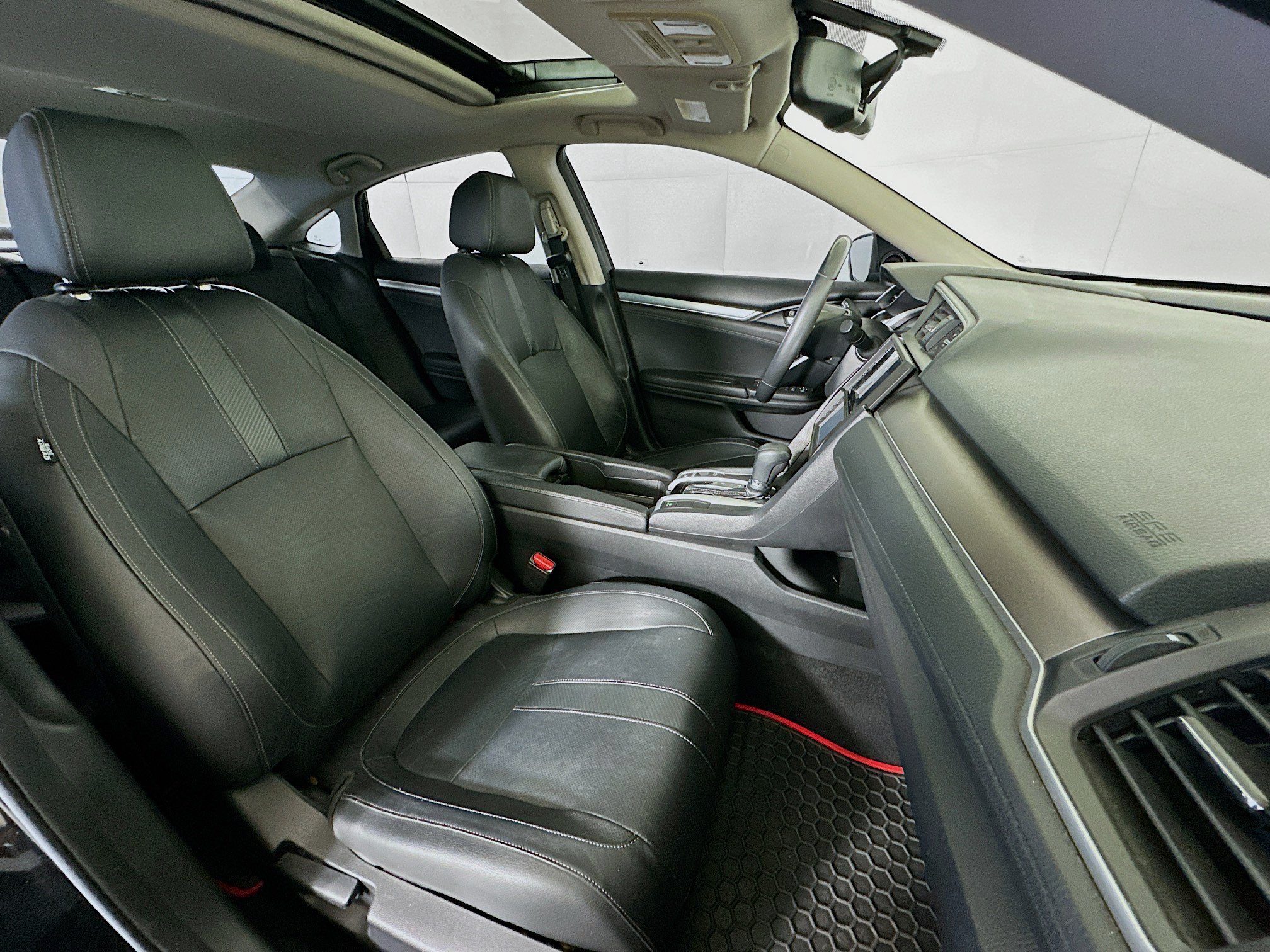 Used 2018 Honda Civic EX-L image 29