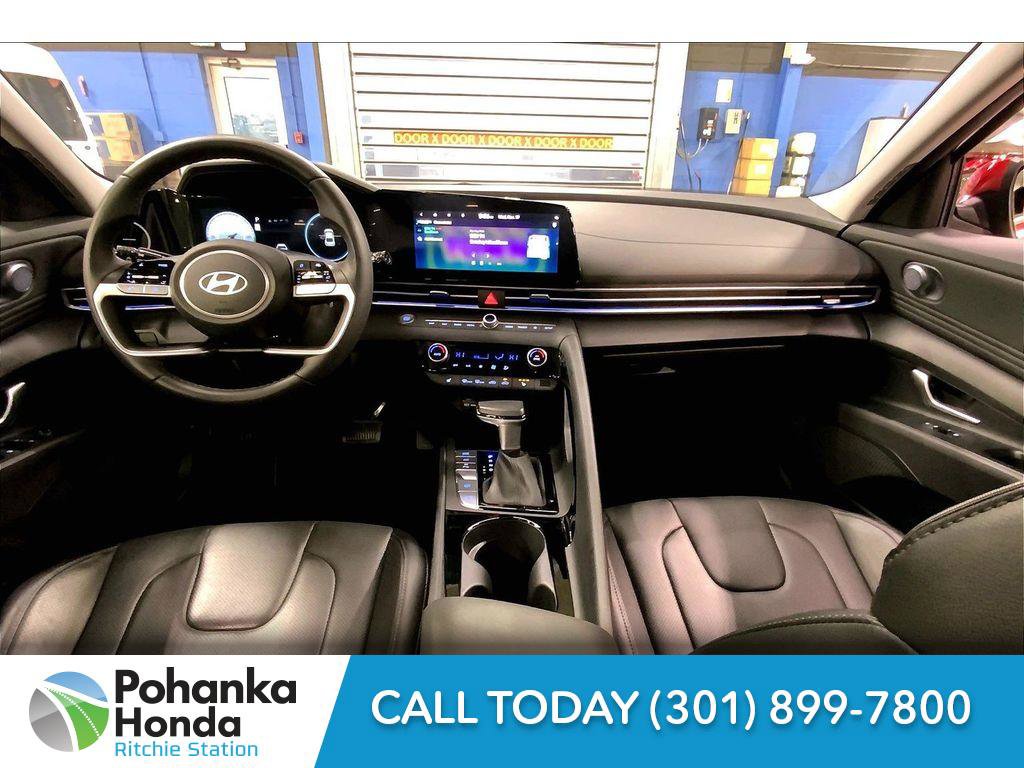Used 2024 Hyundai Elantra Limited image 16
