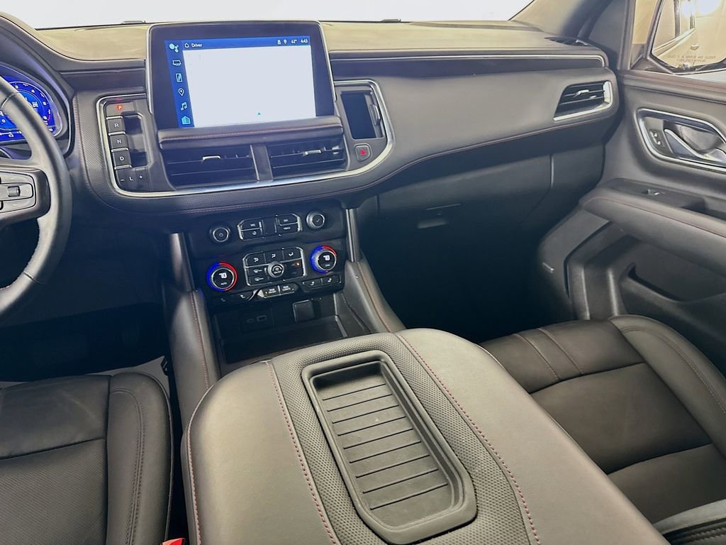 Used 2023 Chevrolet Suburban RST w/ Luxury Package image 26
