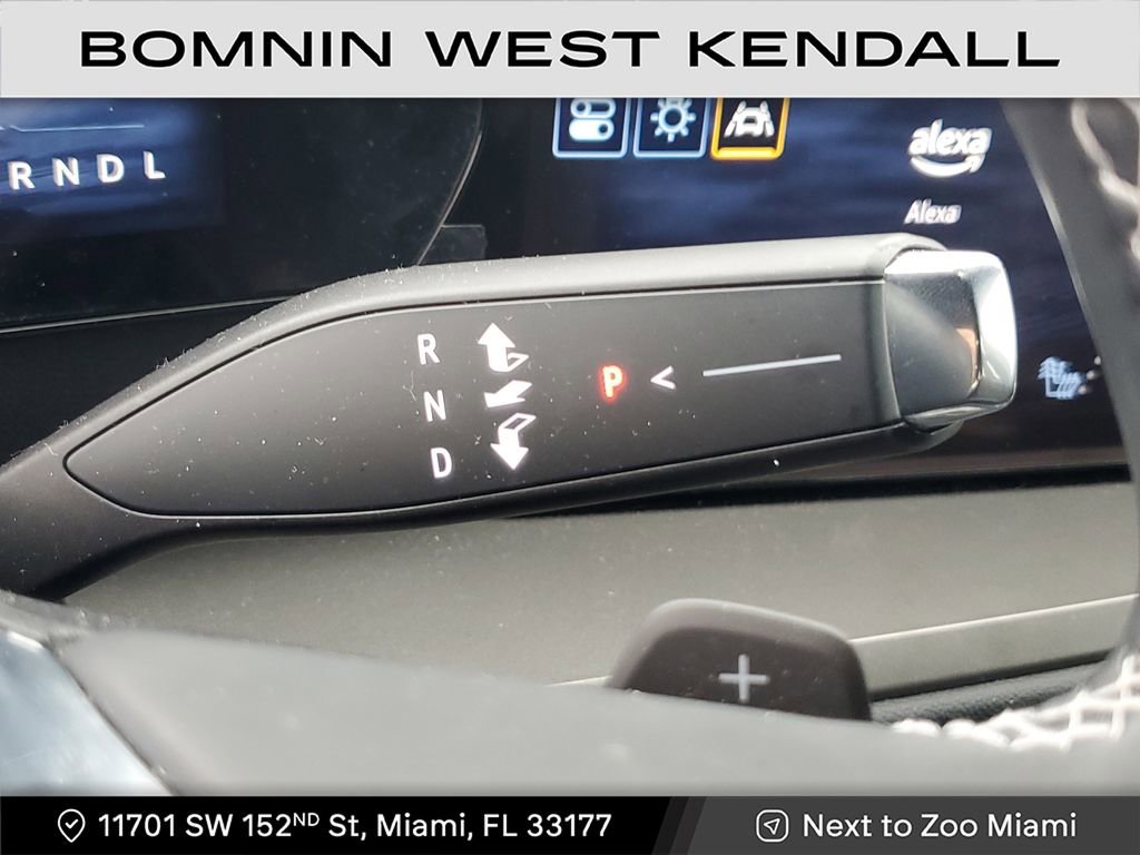 Used 2024 Chevrolet Traverse LS image 27