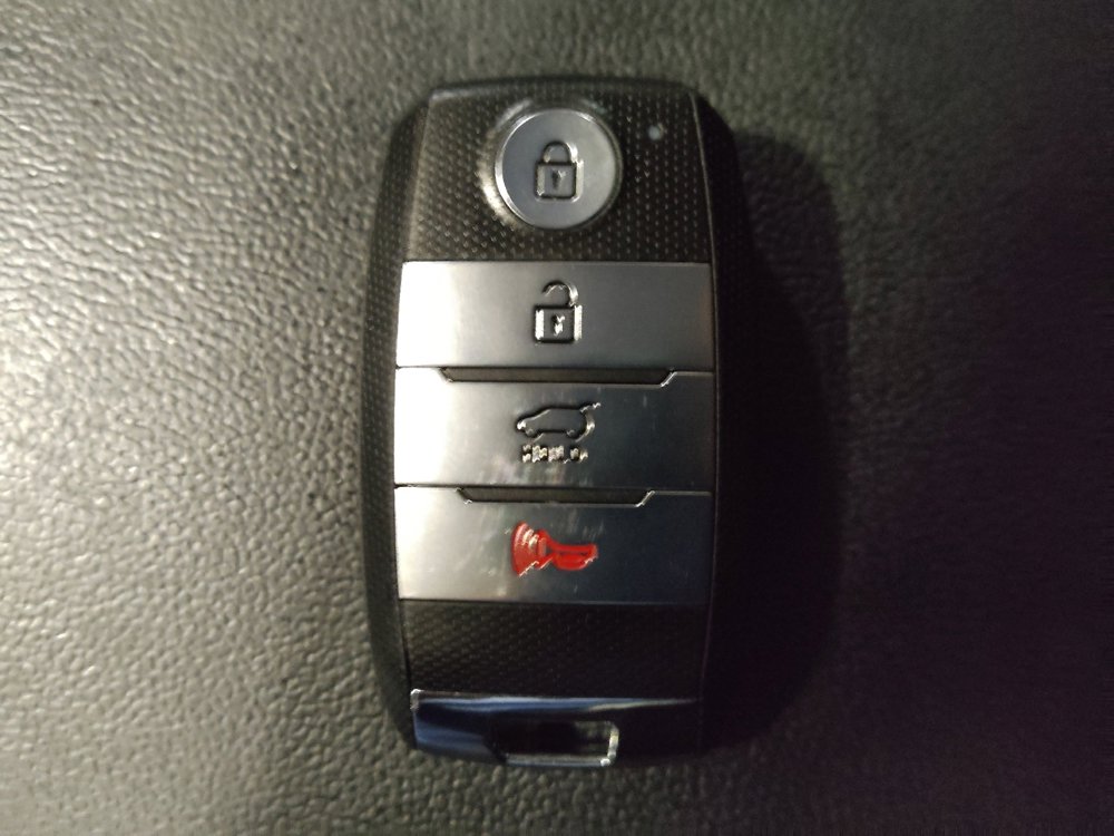 Used 2017 Kia Sorento EX image 32