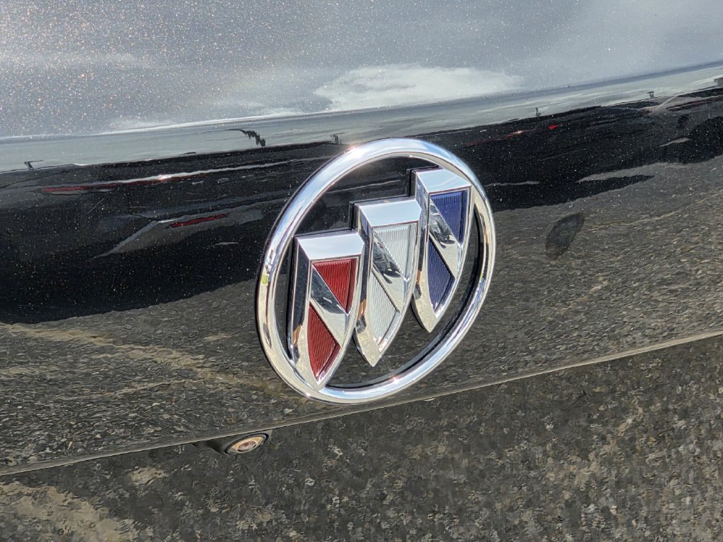 Used 2023 Buick Envision Avenir AWD/4WD image 44