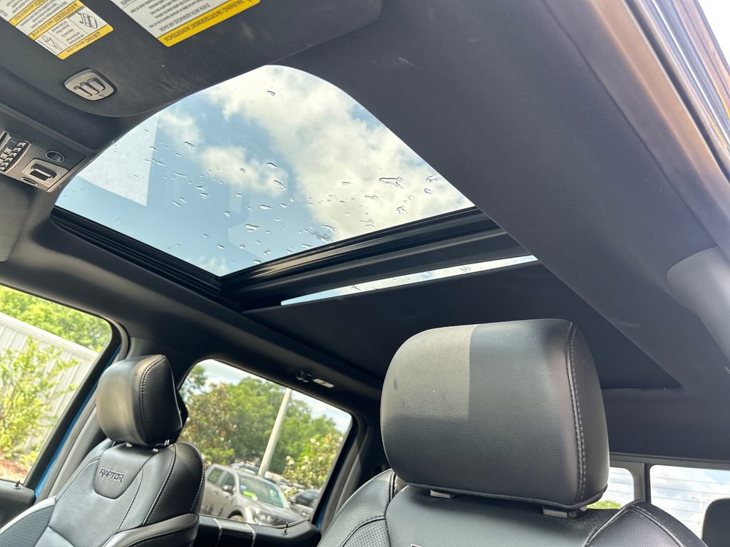 Used 2019 Ford F150 Raptor w/ Equipment Group 802A Luxury AWD/4WD image 13