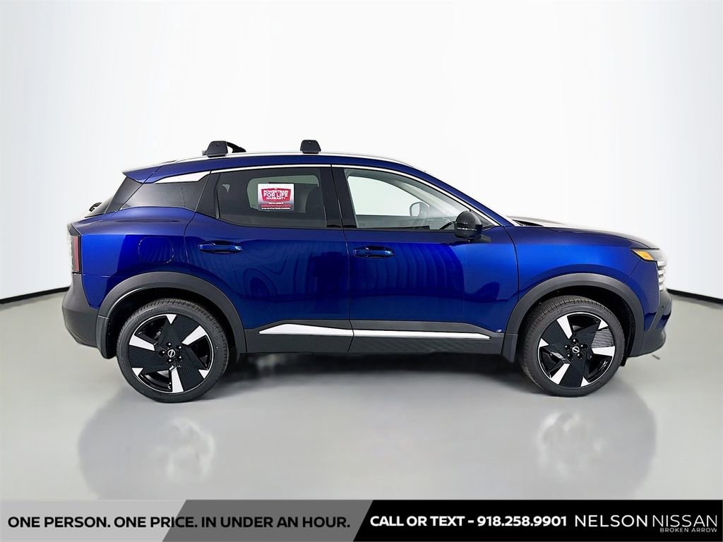 New 2026 Nissan Kicks SR w/ SR Premium Package FWD image 4