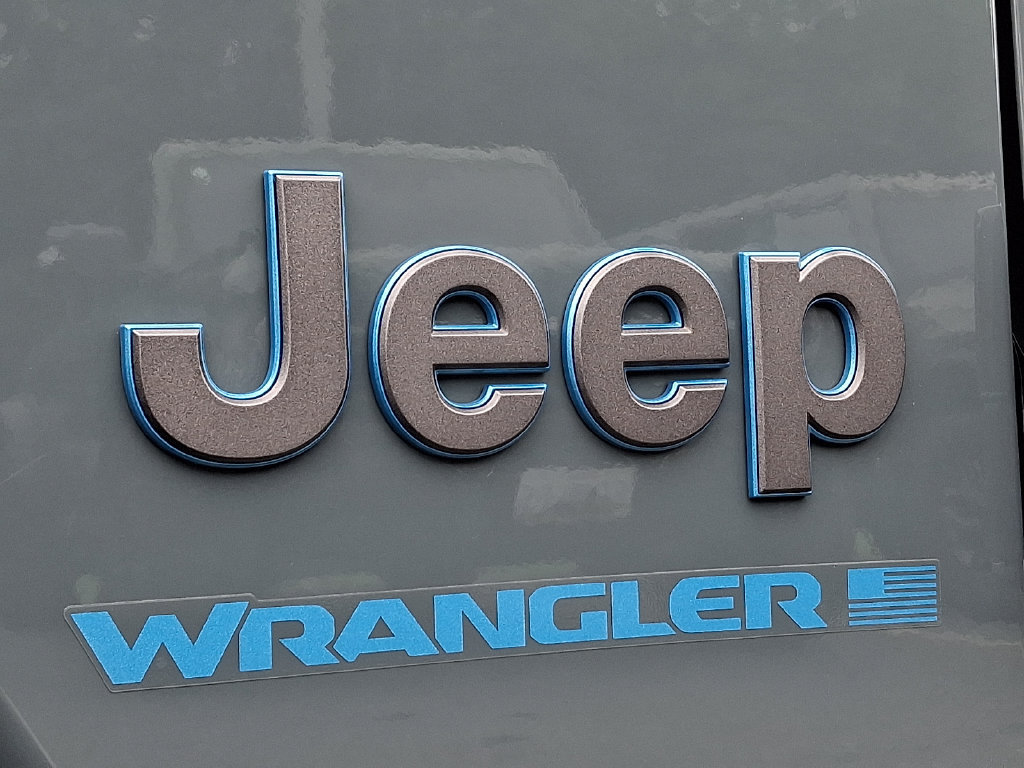 Used 2024 Jeep Wrangler Unlimited AWD/4WD image 28