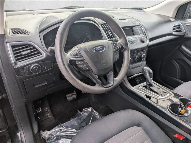 Used 2017 Ford Edge SE image 10