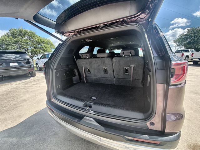 Certified 2025 GMC Acadia Elevation FWD image 25