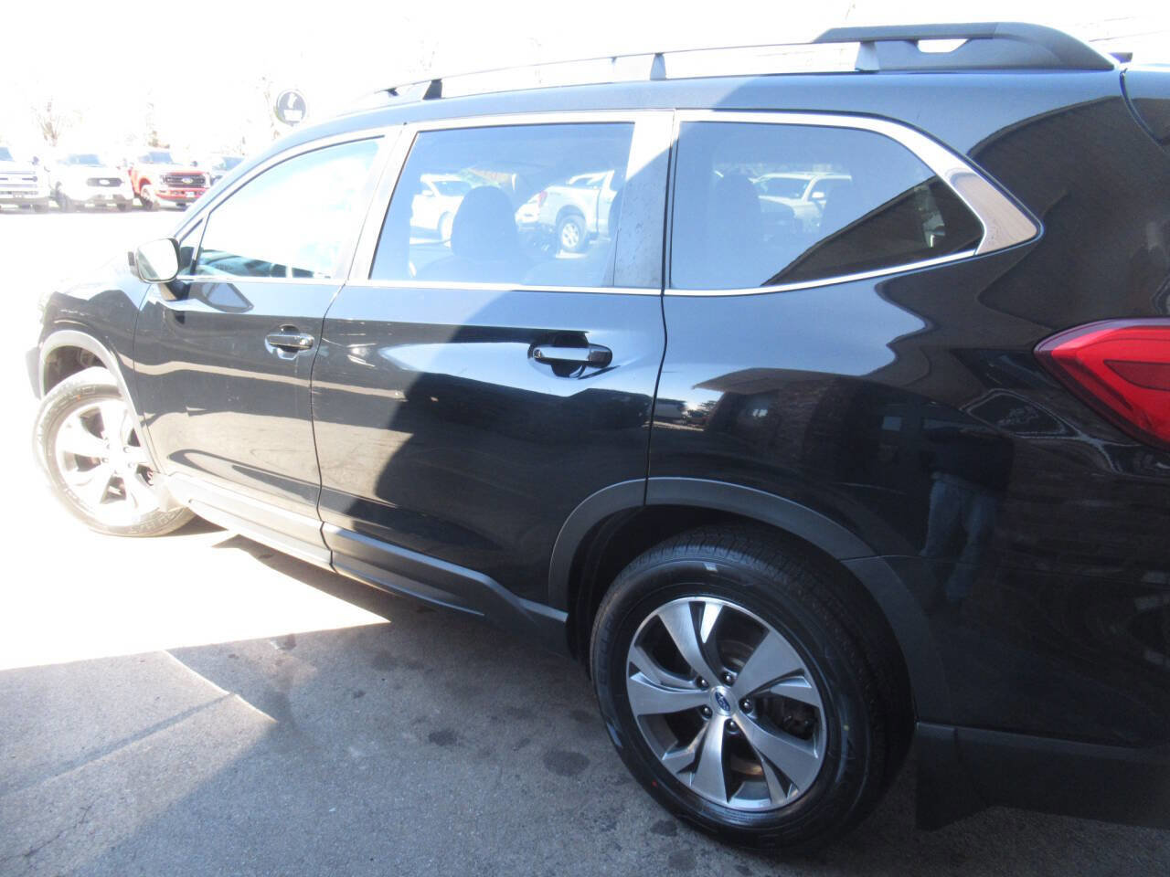 Used 2019 Subaru Ascent Premium AWD/4WD image 12