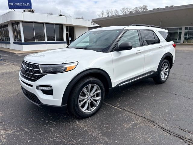 Used 2023 Ford Explorer XLT w/ Equipment Group 202A image 1