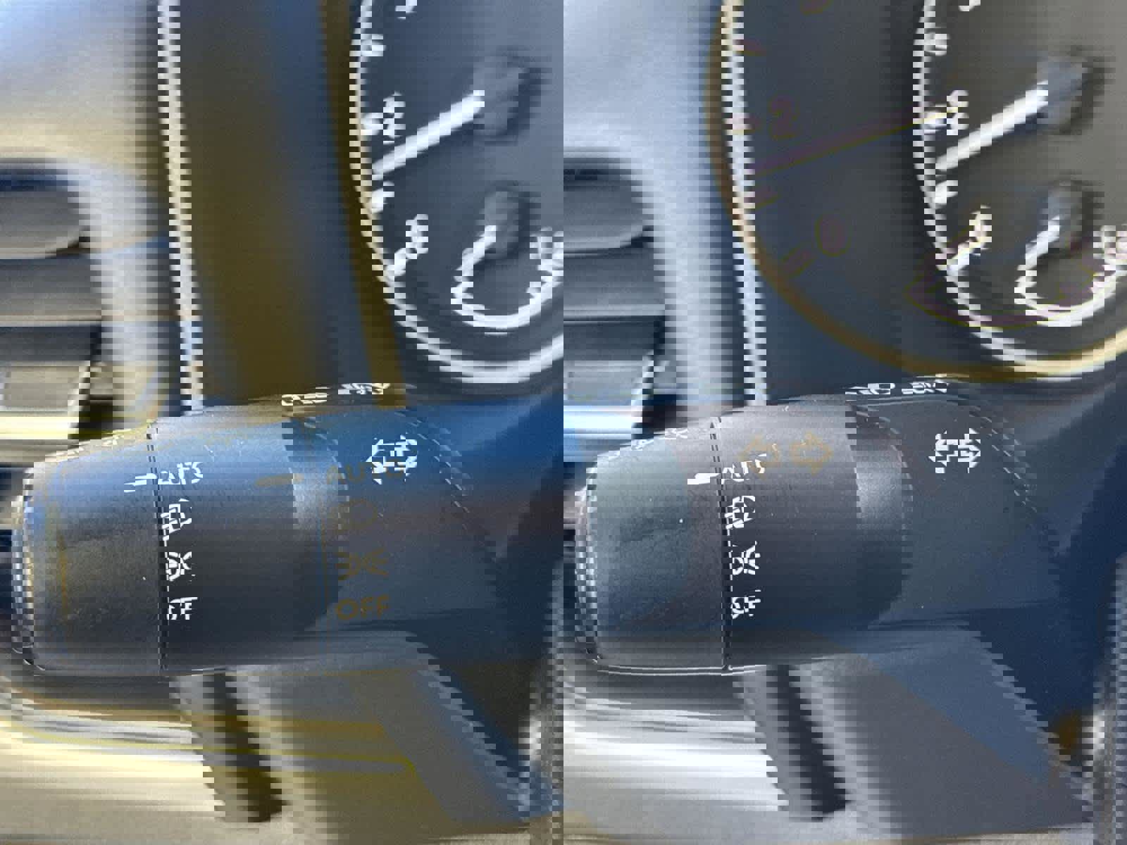 Used 2022 Nissan Rogue SV image 26