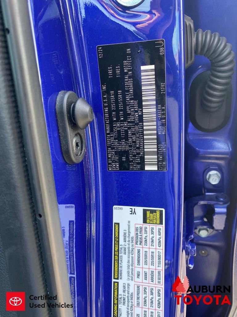 Certified 2025 Toyota Corolla Cross XLE w/ Convenience Package FWD image 35
