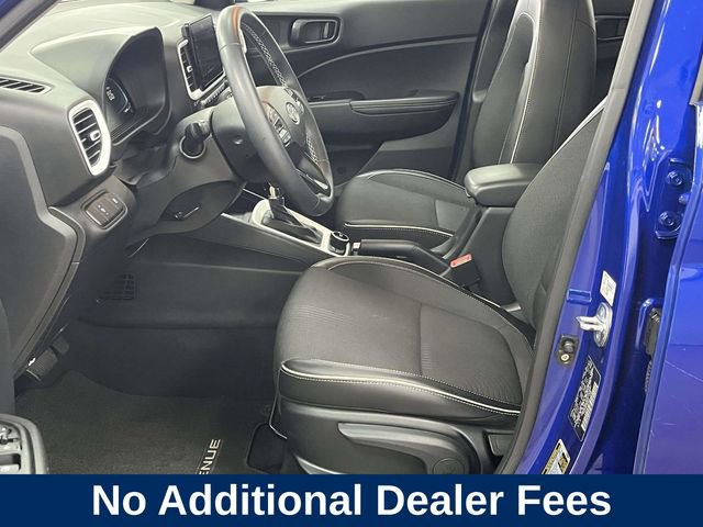Certified 2023 Hyundai Venue Limited w/ Cargo Package FWD image 15