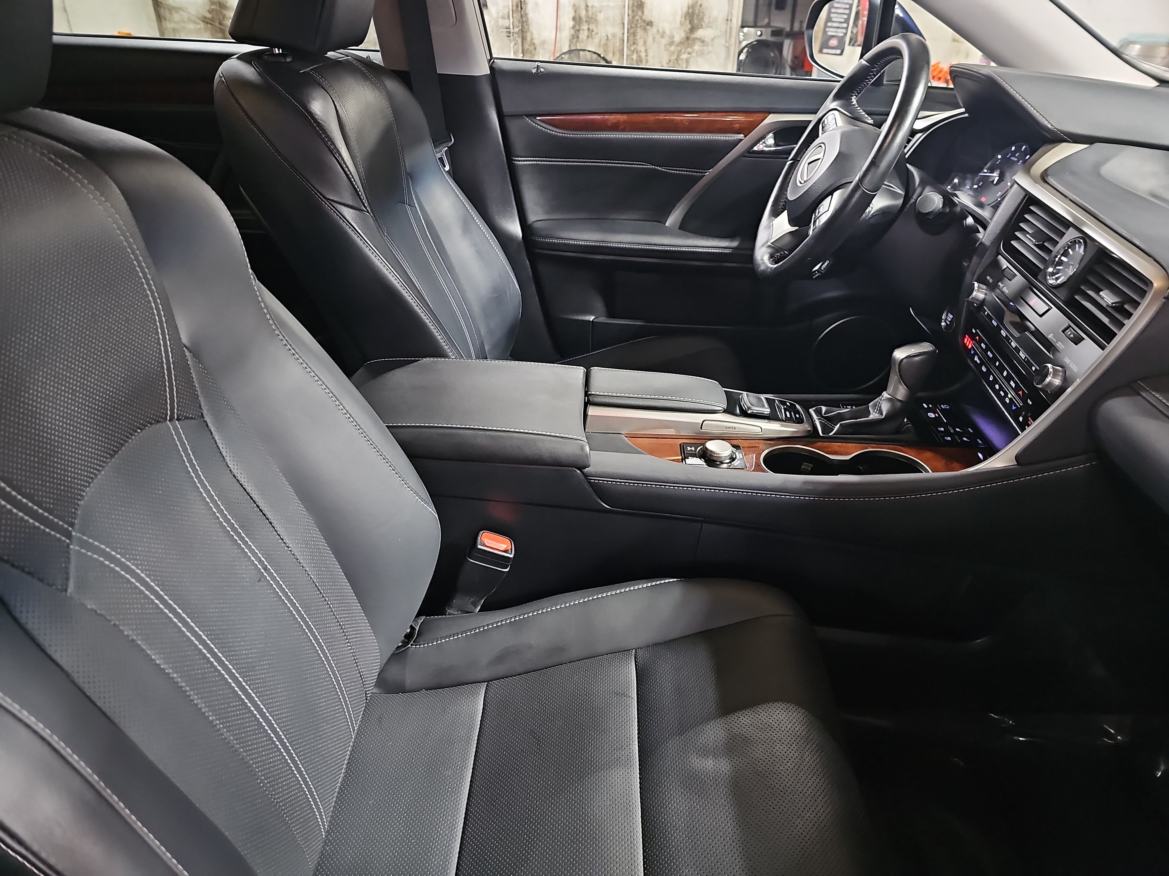 Used 2018 Lexus RX 350 AWD w/ Premium Package image 10