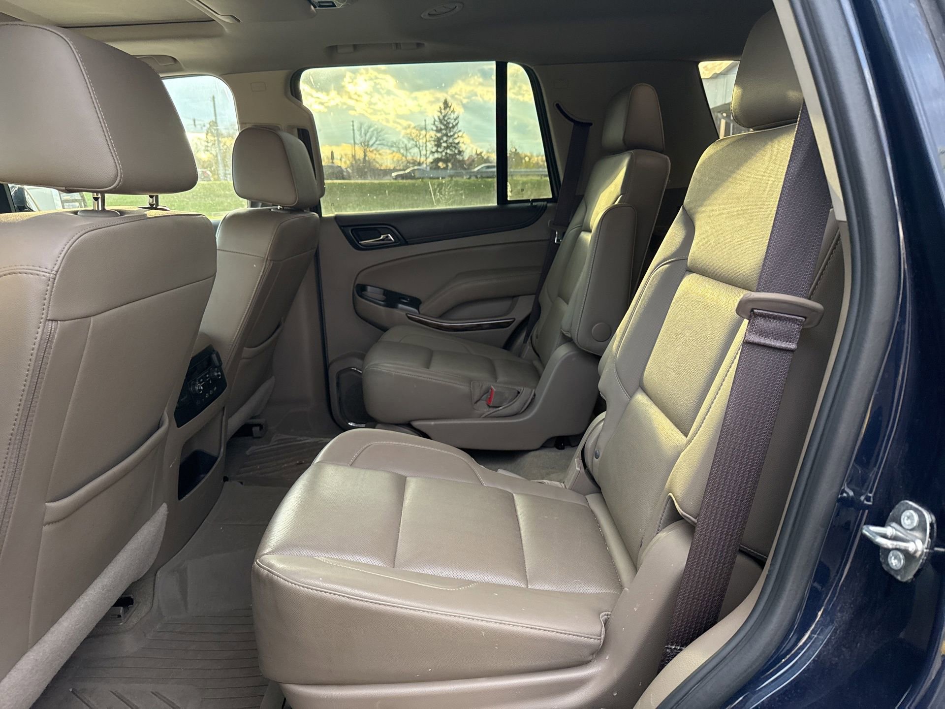 Used 2017 GMC Yukon SLT w/ Open Road Package image 13