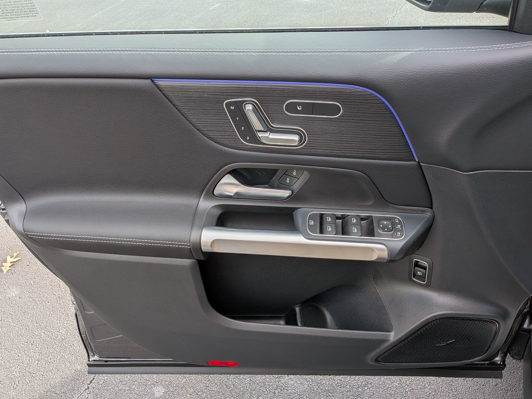 Certified 2026 Mercedes-Benz GLB 250 4MATIC image 14