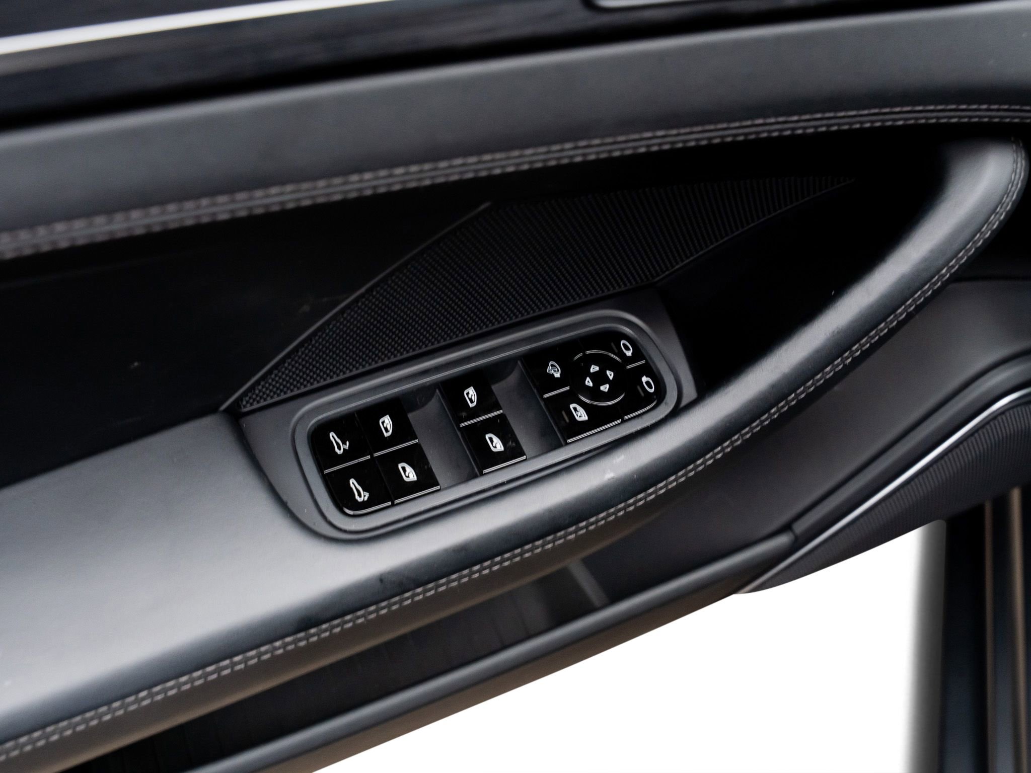 Used 2019 Porsche Panamera GTS w/ Assistance Package image 62