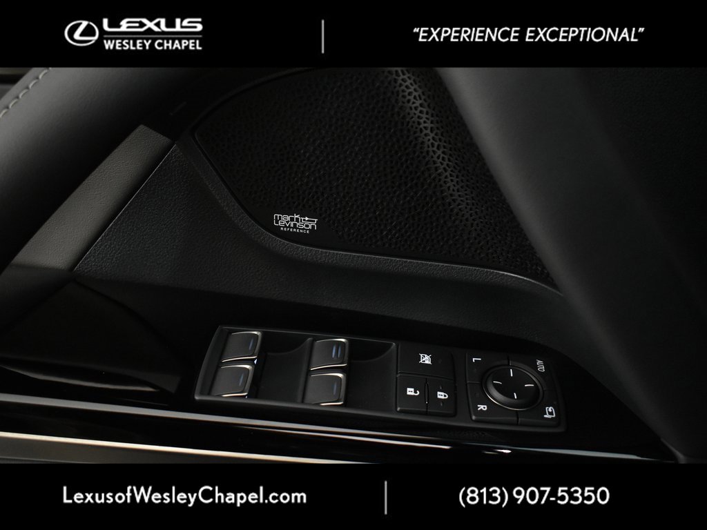 Used 2025 Lexus LX 700h Overtrail image 32