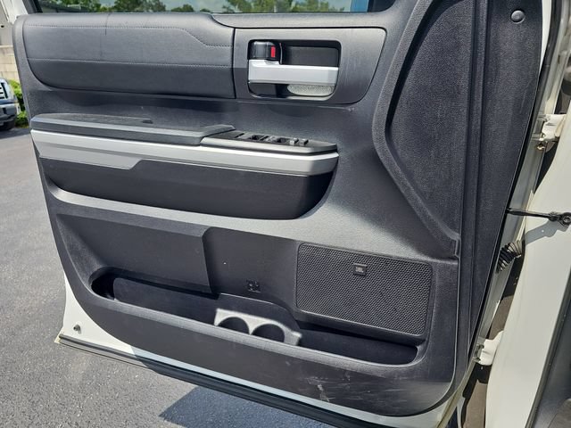 Used 2020 Toyota Tundra Limited w/ Limited Premium Package AWD/4WD image 24