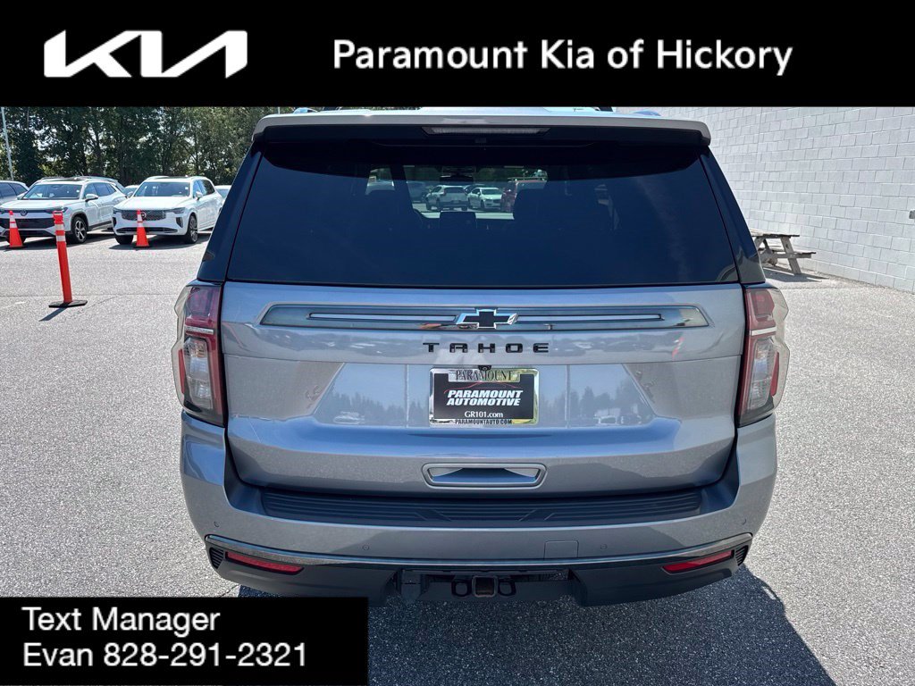 Used 2022 Chevrolet Tahoe Z71 w/ Luxury Package AWD/4WD image 6
