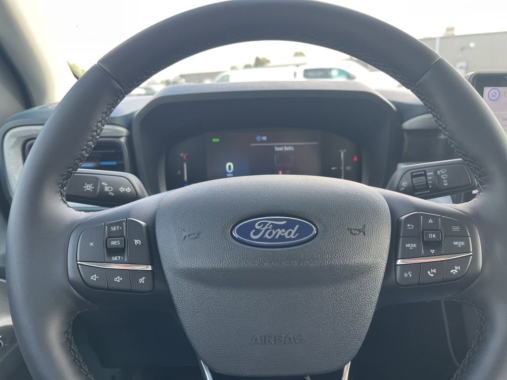 New 2025 Ford Maverick XLT w/ XLT Luxury Package image 13