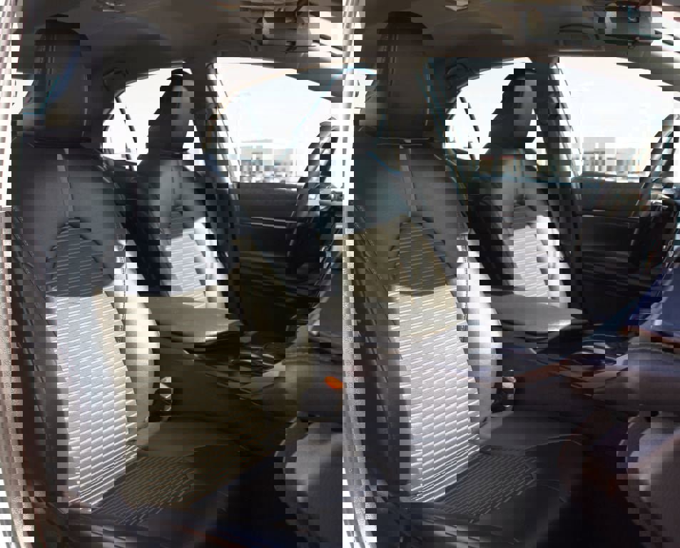 Used 2024 Toyota Camry SE image 19