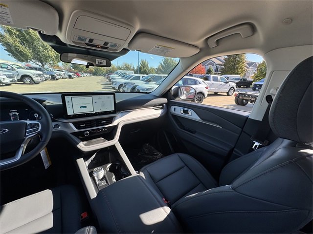New 2026 Ford Explorer Active w/ Active Comfort Package image 19