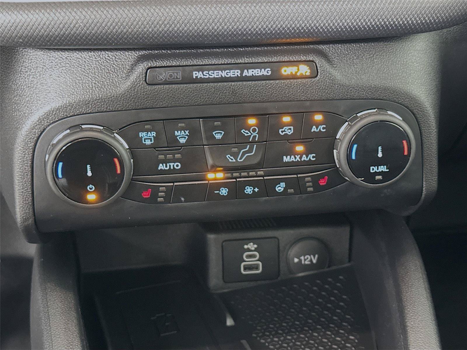 Used 2023 Ford Bronco Sport Outer Banks w/ Tech Package AWD/4WD image 9