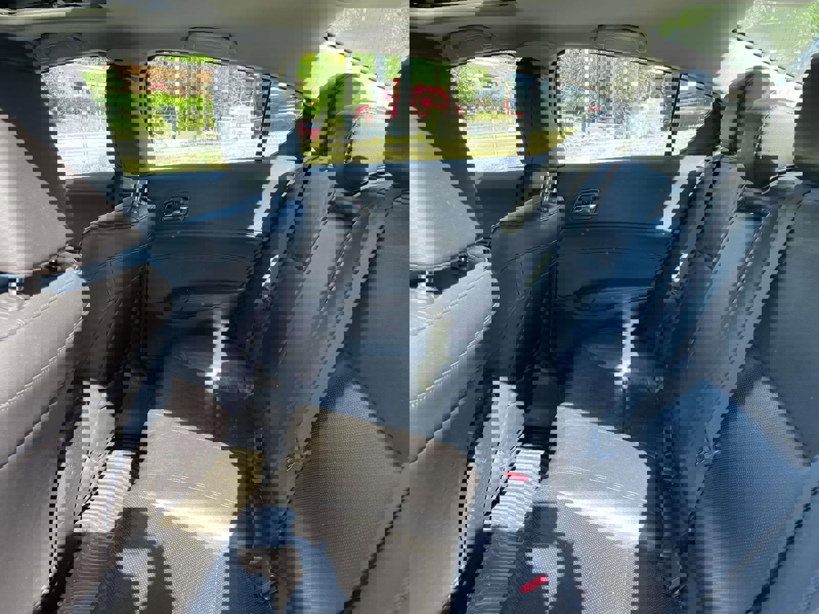 Used 2013 Acura ILX w/ Premium Package image 15