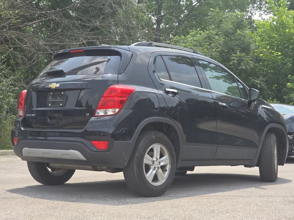 Used 2019 Chevrolet Trax LT w/ LT Convenience Package AWD/4WD image 14
