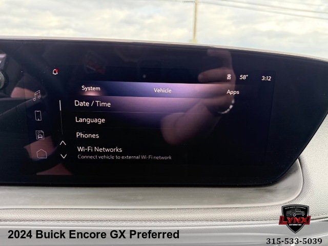 Used 2024 Buick Encore GX Preferred AWD/4WD image 16