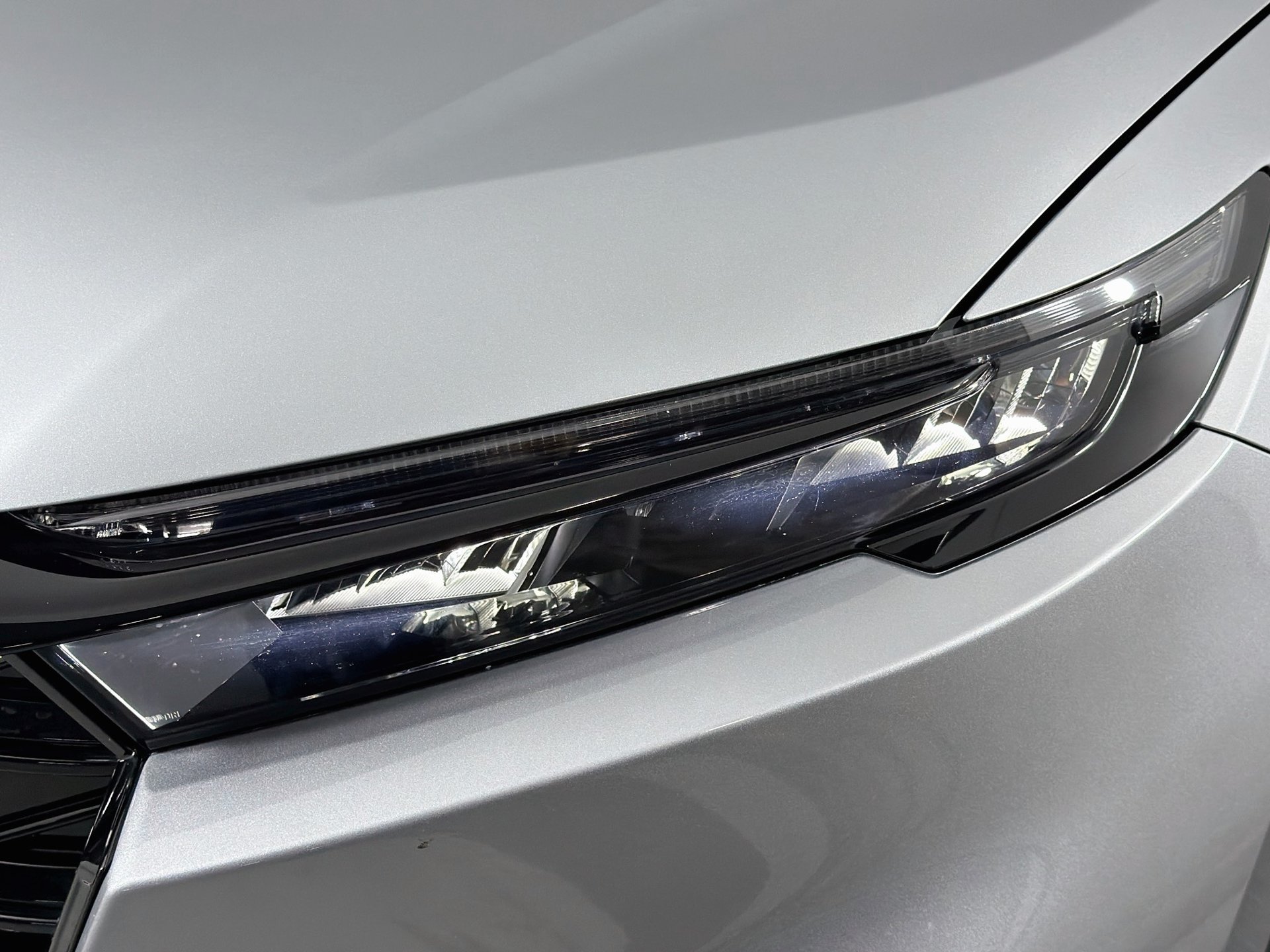 Used 2024 Honda CR-V Sport image 9