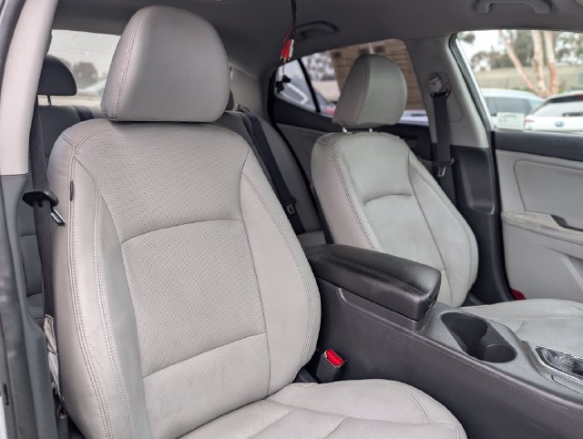 Used 2012 Kia Optima EX FWD image 11
