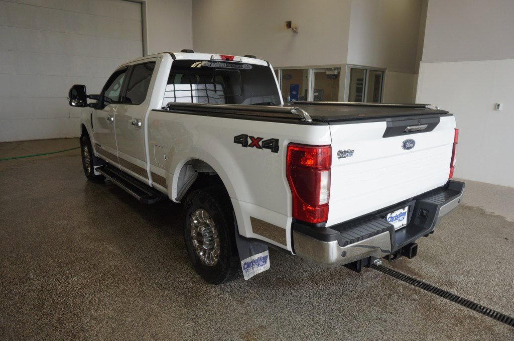Used 2022 Ford F350 XLT w/ XLT Premium Package AWD/4WD image 3