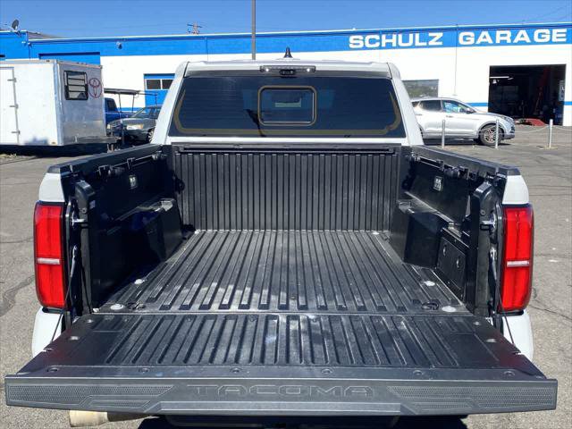 Certified 2024 Toyota Tacoma TRD Sport w/ TRD Sport Premium Package AWD/4WD image 23