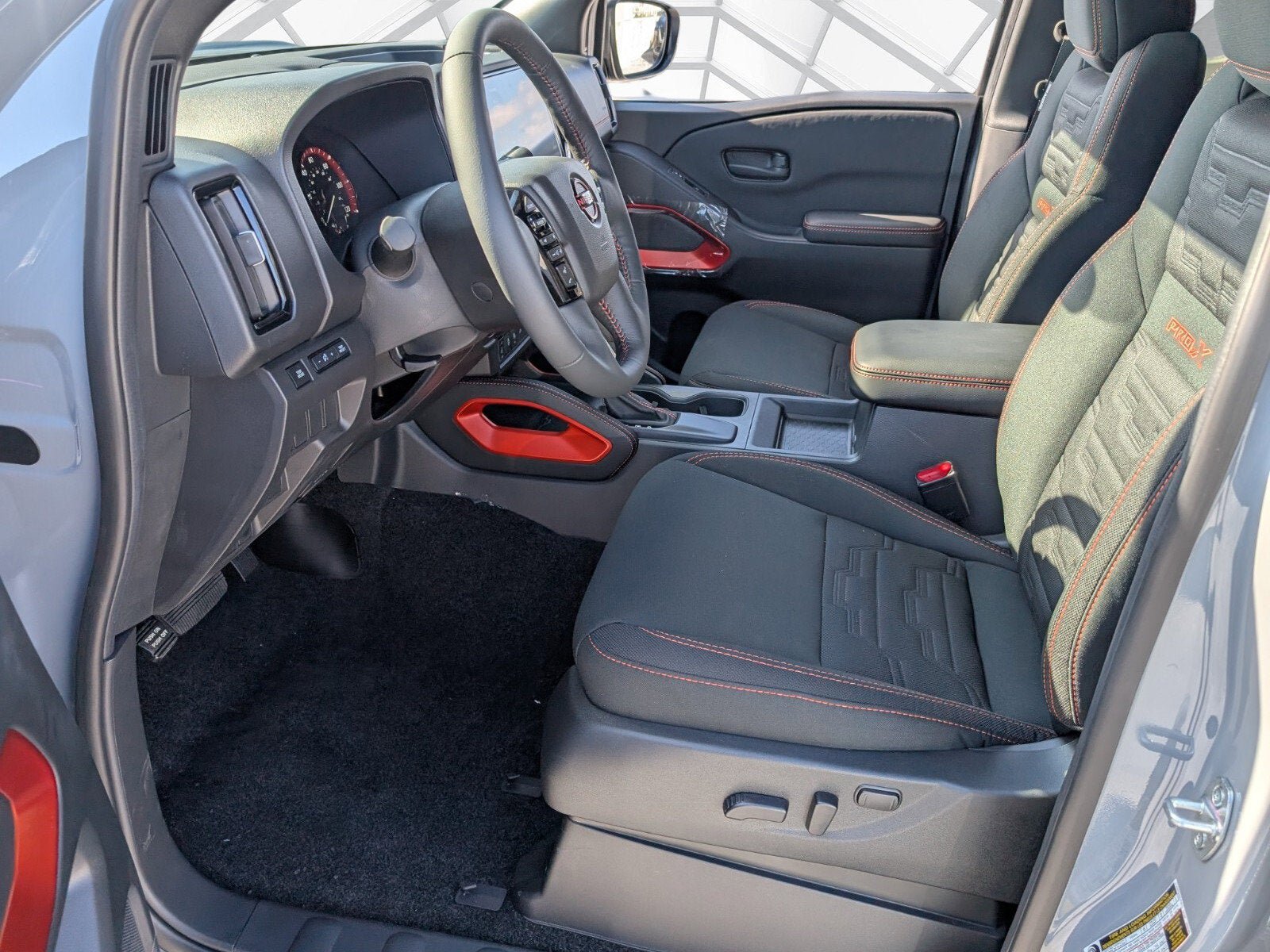 New 2026 Nissan Frontier Pro-X w/ Tow Package RWD image 7