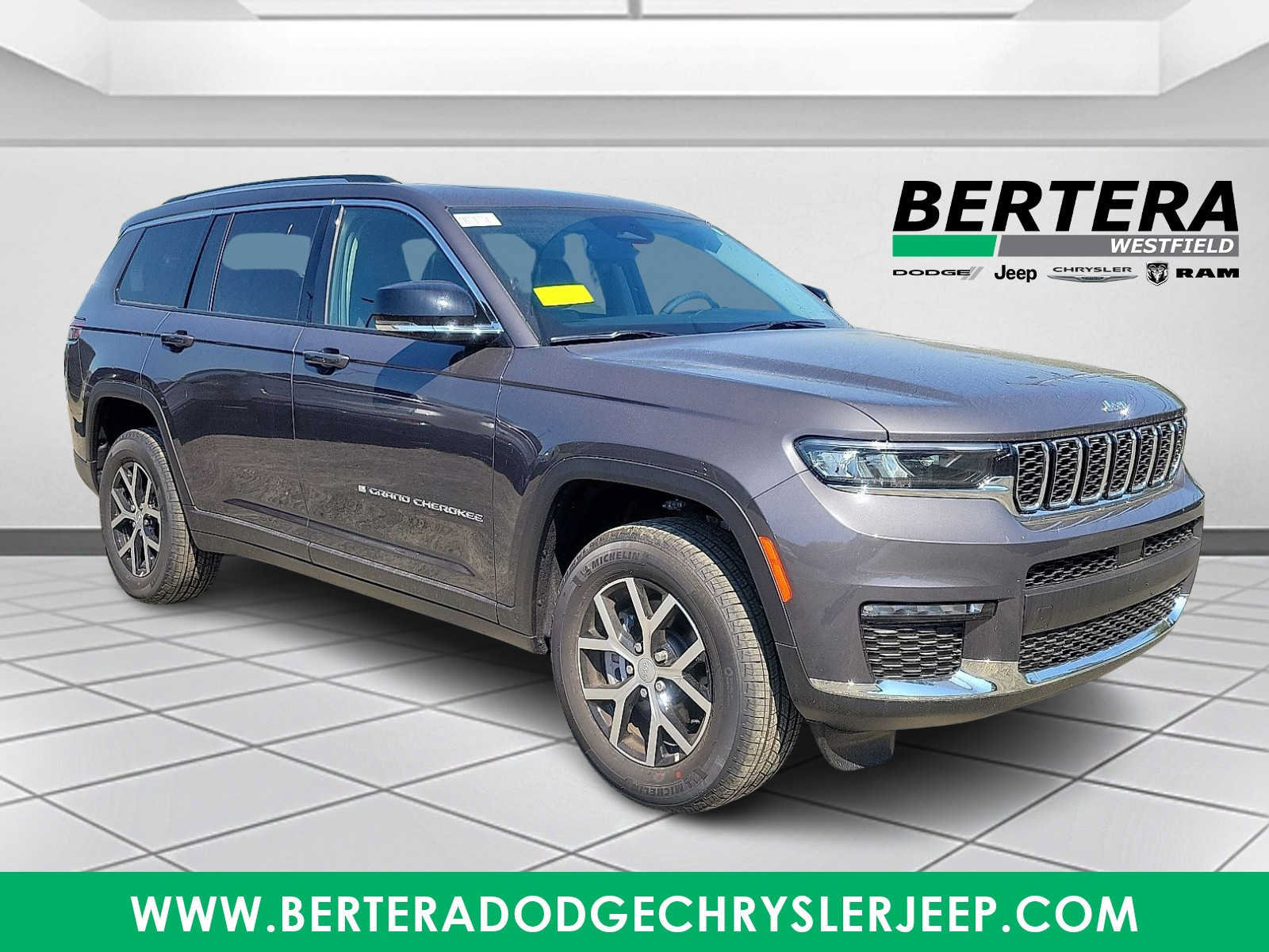 New 2024 Jeep Grand Cherokee L Limited AWD/4WD image 1