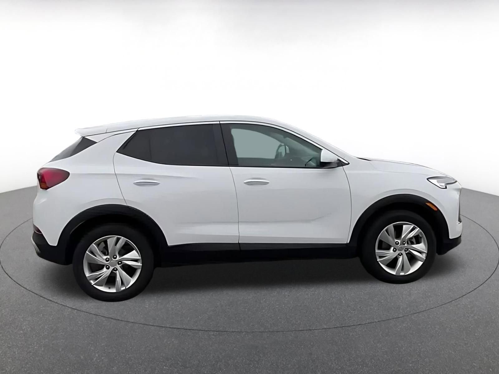 Used 2025 Buick Encore GX Preferred image 16