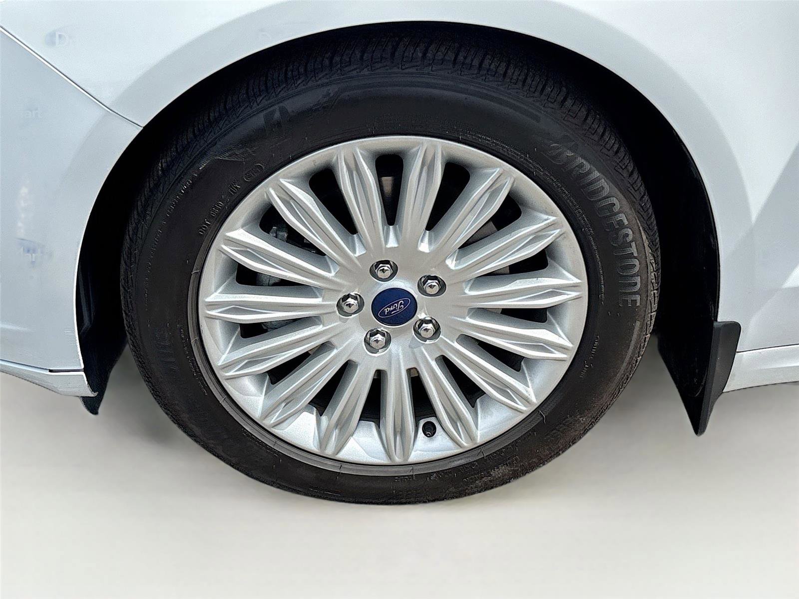 Used 2015 Ford Fusion SE w/ Equipment Group 502A image 31