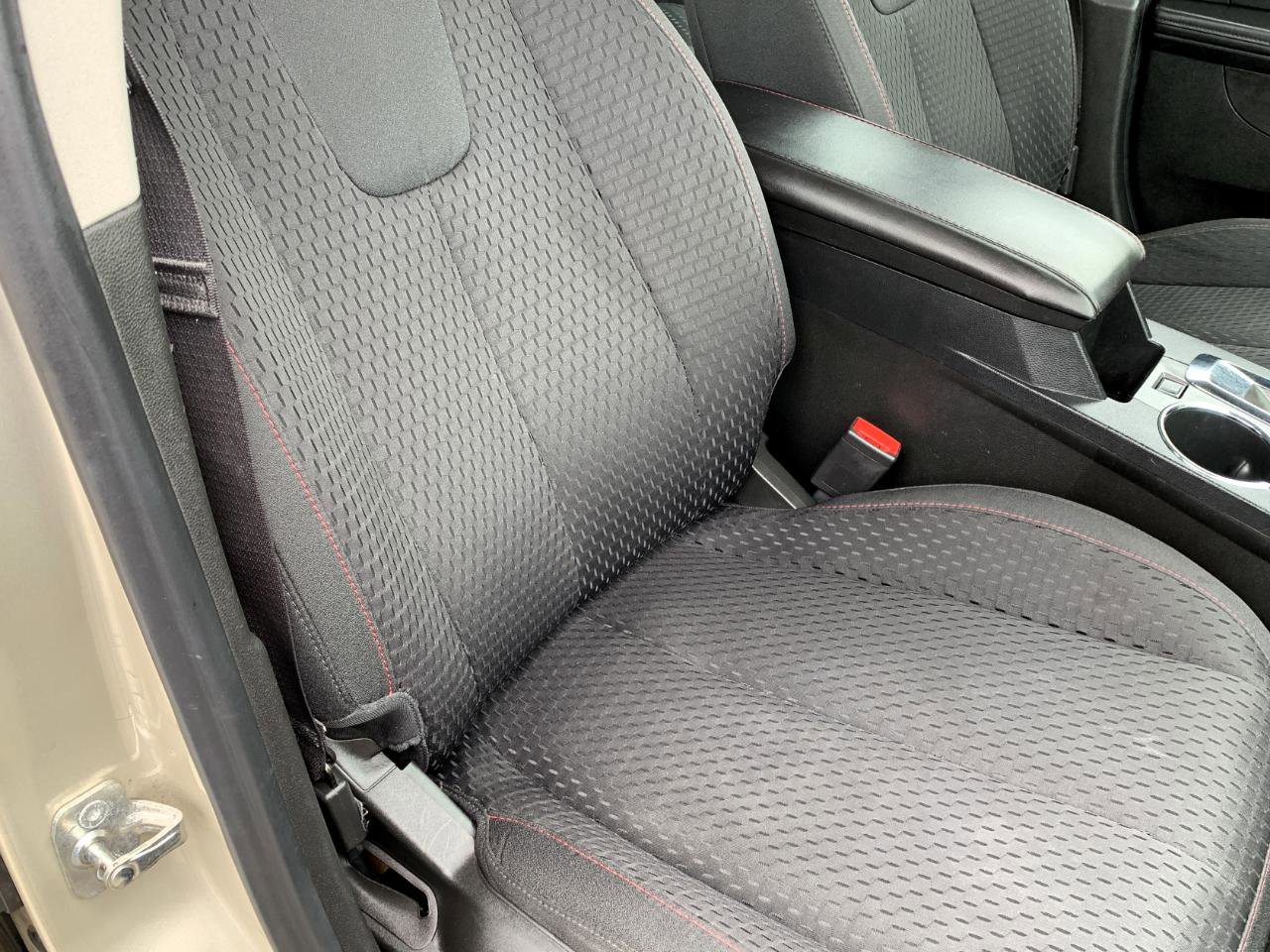 Used 2015 Chevrolet Equinox LS FWD image 37