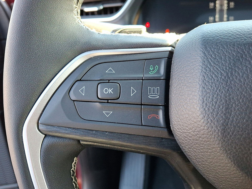 Certified 2024 Jeep Grand Cherokee Altitude image 17