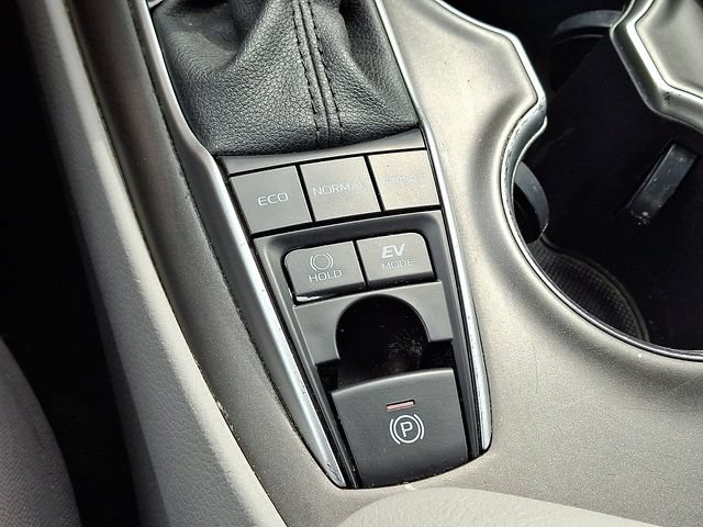Certified 2022 Toyota Camry LE FWD image 22