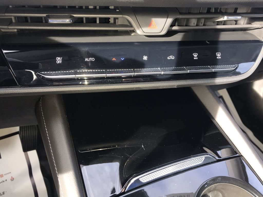 Used 2025 Buick Envision Preferred image 19