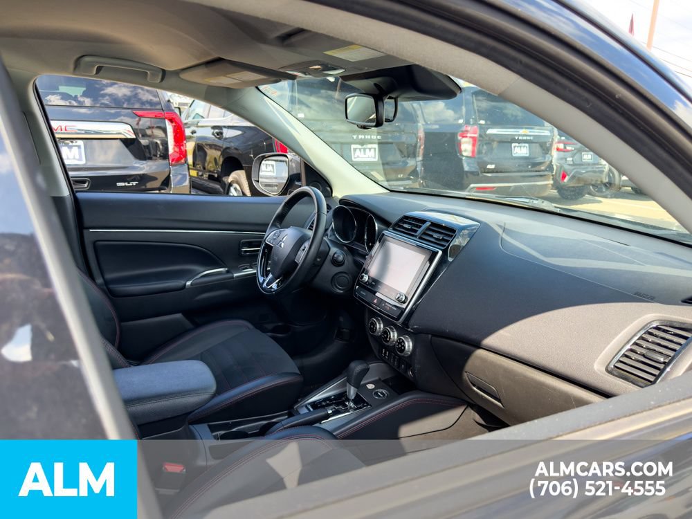 Used 2024 Mitsubishi Outlander Sport SE AWD/4WD image 17