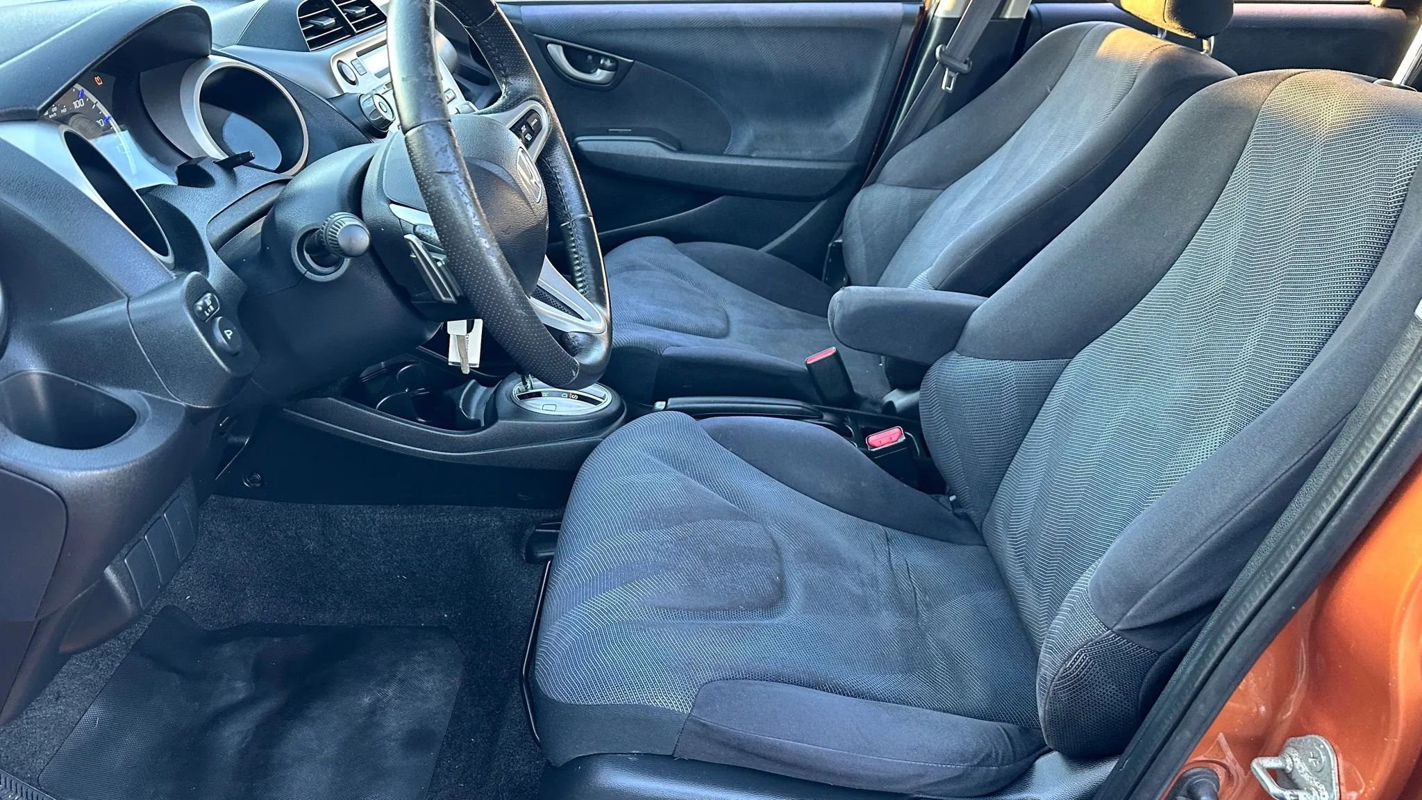 Used 2010 Honda Fit Sport image 7