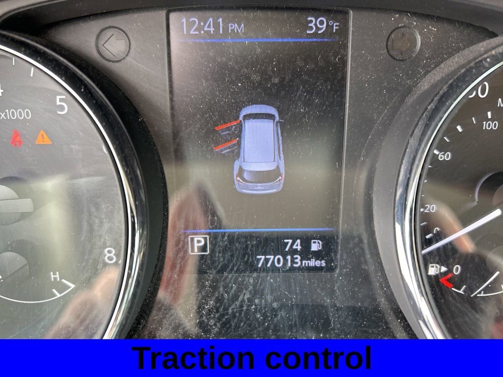 Used 2018 Nissan Rogue SV w/ Premium Package image 10