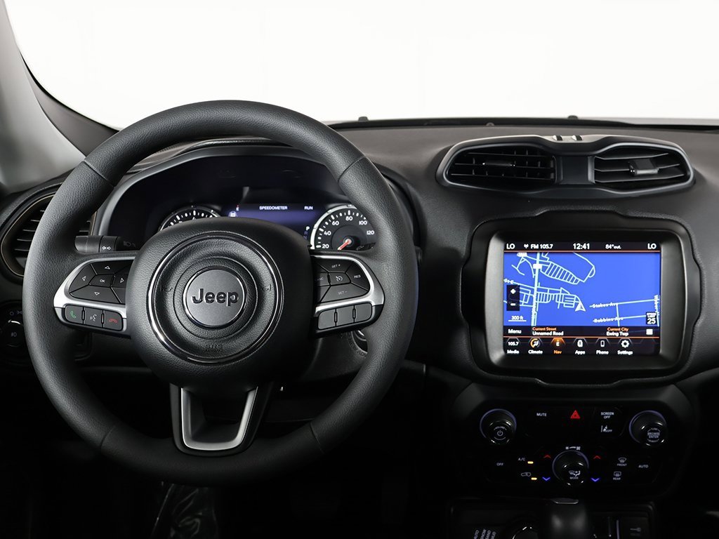 Used 2023 Jeep Renegade Latitude image 29